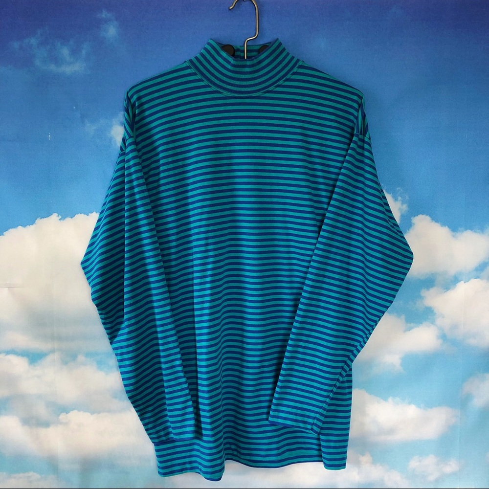 *sold* Blue striped mockneck